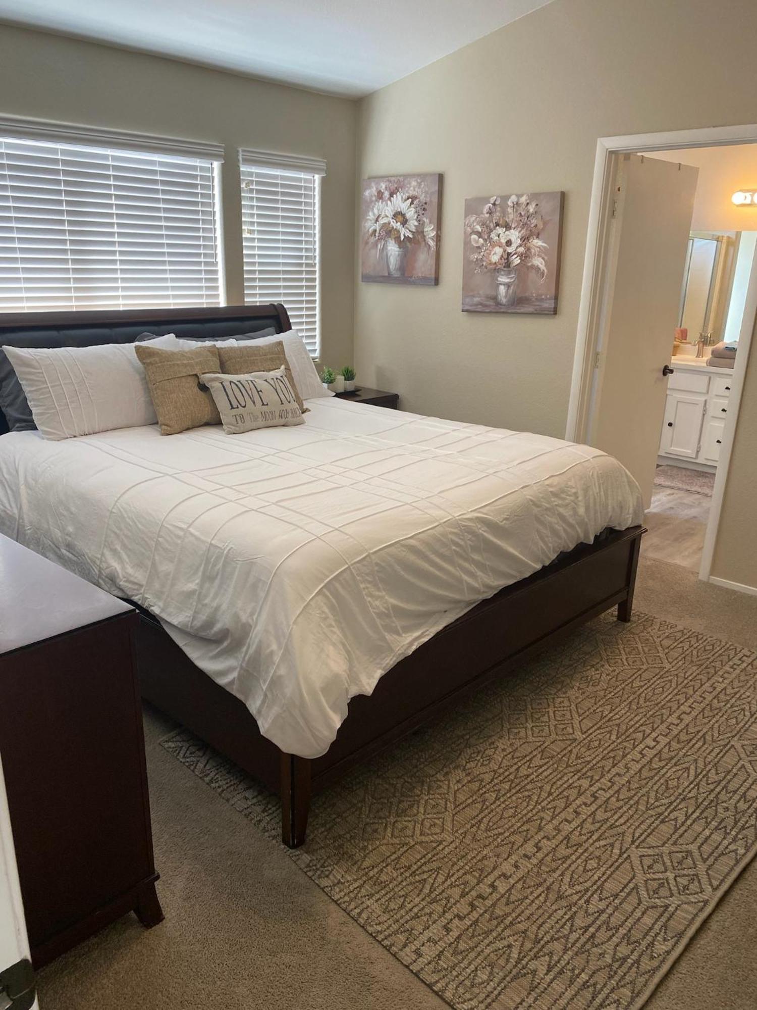 New Beautifully Remodeled Home In Las Vegas Exterior photo
